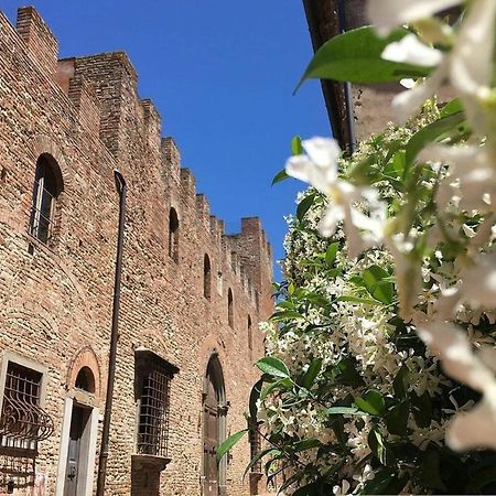 Ferienwohnung Palazzo Stiozzi Ridolfi Certaldo Exterior foto