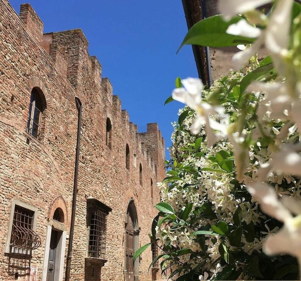 Ferienwohnung Palazzo Stiozzi Ridolfi Certaldo Exterior foto